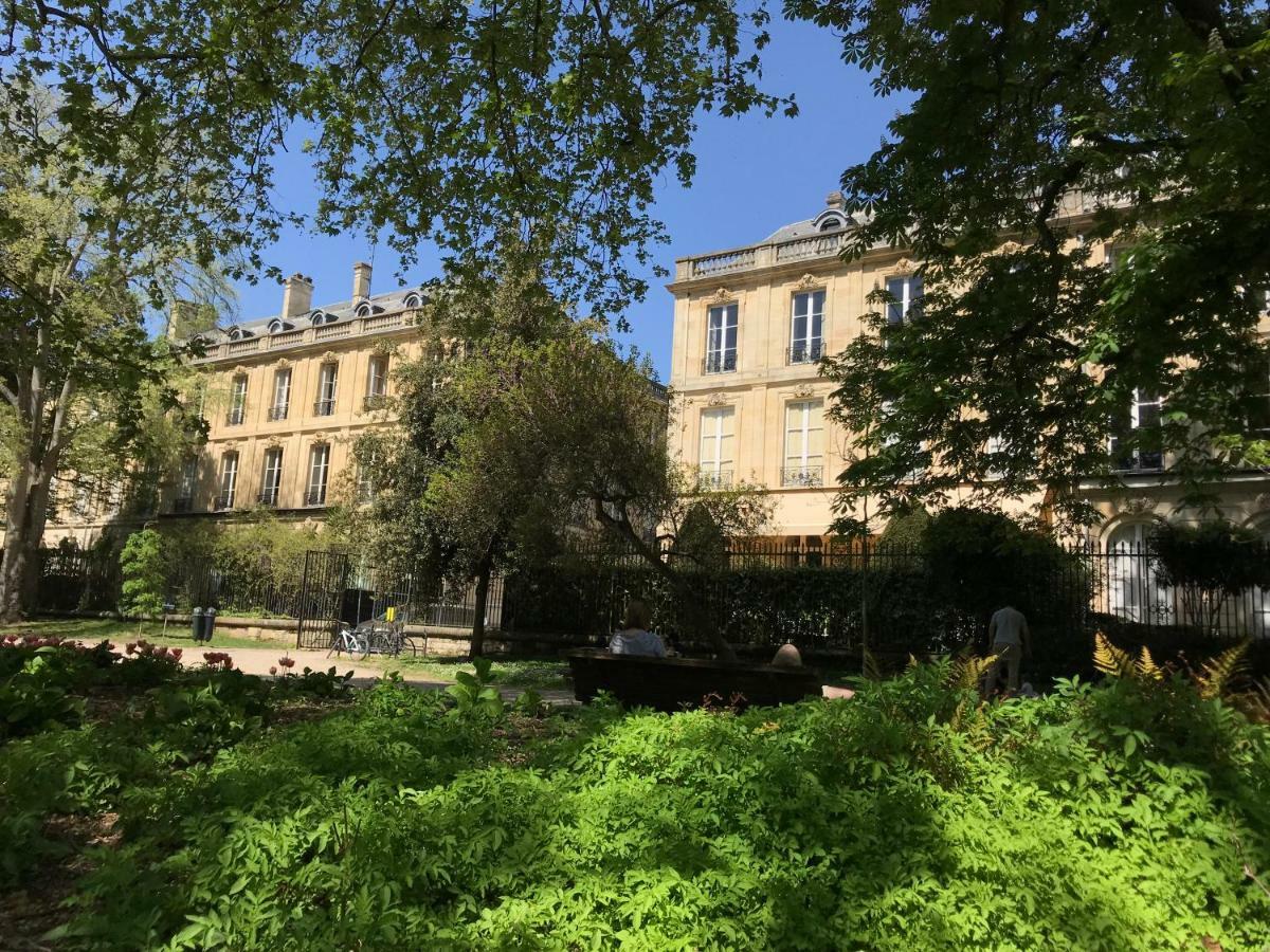 Romance Au Coeur De Bordeaux / Jardin Public Eksteriør billede